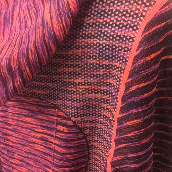 Lightweight workout hoodie - Picture 4 of 5